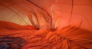 Dawn launch of hot air balloon ride near Alice Springs, Australia -- Jake Warga/DanitaDelimont.com &copy; (Bing Australia)