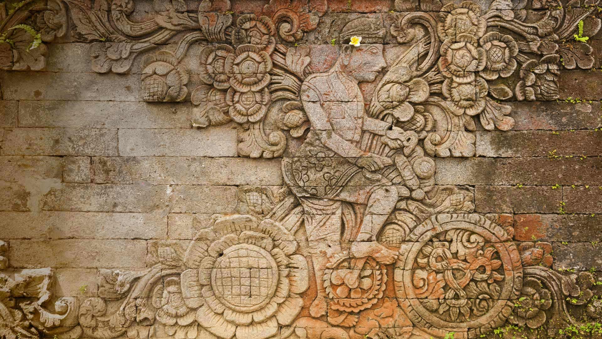 A carving of artist W.O.J. Nieuwenkamp at the Pura Meduwe Karang temple in Bali, Indonesia