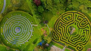 Greenan Maze in County Wicklow, Ireland (© Peter Krocka/Shutterstock)(Bing United States)