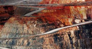 Kalgoorlie Super Pit gold mine, Western Australia (© A Moment In Time/Flickr/Getty Images) &copy; (Bing Australia)