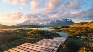 Torres del Paine National Park, Patagonia, Chile (© Marco Bottigelli/Getty Images)(Bing Canada)