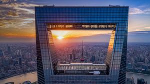 Centre mondial des finances de Shanghai, Chine (© Danny Hu/Getty Images)(Bing France)