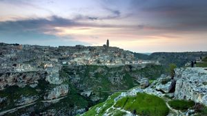 Parco delle Chiese Rupestri, Matera, Basilicata, Italia (© Vincenzo Mazza - www.afterglow.it/Getty Images)(Bing Italia)