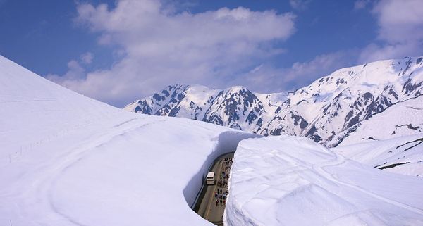 ｢雪の大谷｣富山, 立山