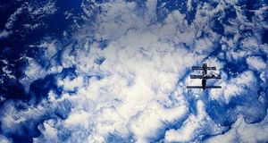 International space station over the Pacific Ocean (© StockTrek/White/Photolibrary) &copy; (Bing Australia)