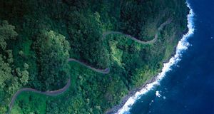 Hana Highway, Maui, Hawaii, USA -- Jean Miele/Corbis &copy; (Bing United Kingdom)