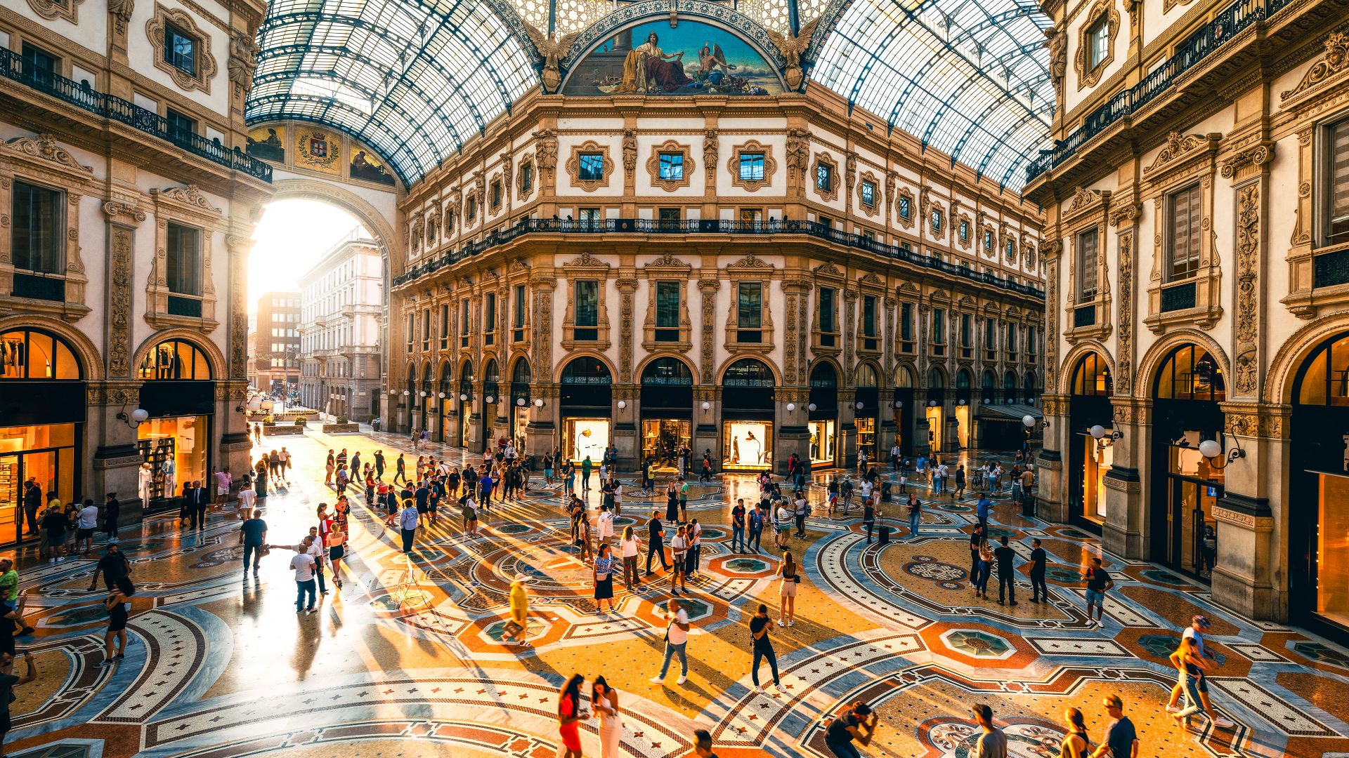 Galleria Vittorio Emanuele II al tramonto, Milano, Lombardia