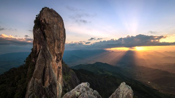 Pedra do Baú, Serra da Mantiqueira, São Bento do Sapucaí, São Paulo, Brazil