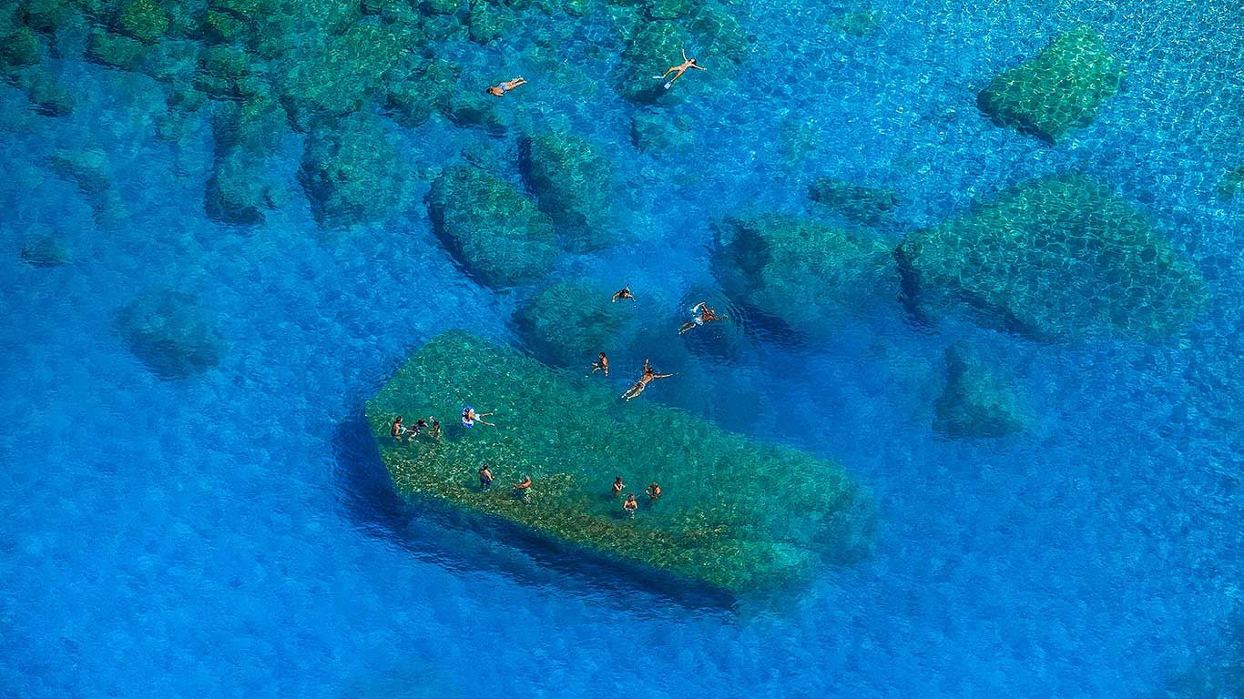 ｢ティレニア海沖｣イタリア, シシリー島