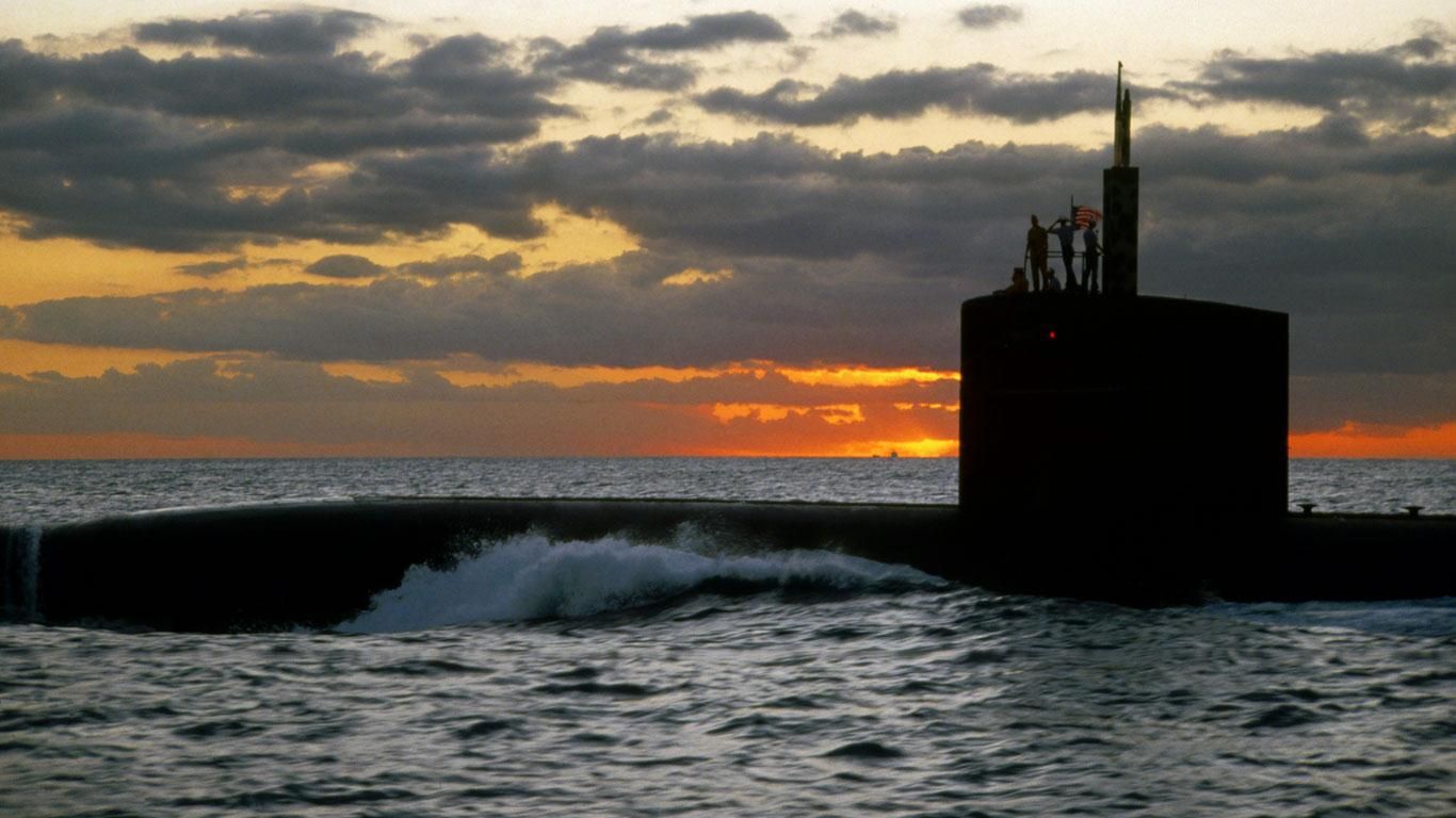 The USS San Francisco (SSN-711) at sea