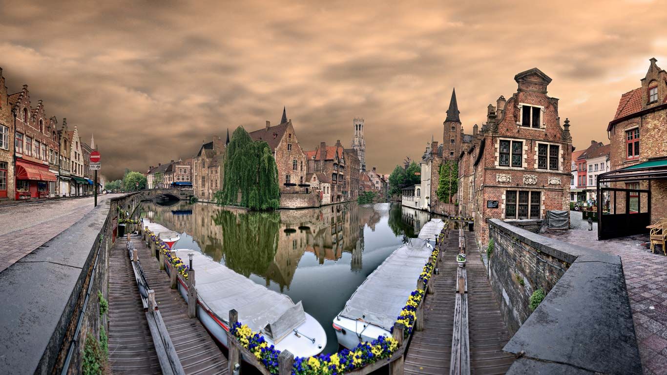 Canals of Bruges, Belgium