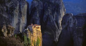Roussánou Monastery in Metéora, Thessaly, Greece (© age fotostock/Superstock) &copy; (Bing New Zealand)