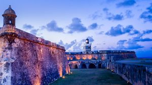 旧圣胡安的圣费利佩海角城堡，波多黎各 (© grandriver/Getty Images)(Bing China)