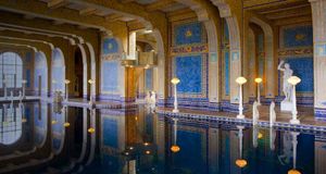 美国旧金山豪华的赫斯特城堡内的游泳池 --  Laurence Simon/TIPS Images &copy; (Bing China)