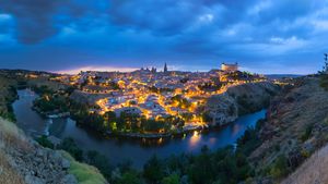 Panoramic view of the city of Toledo after sunset, Spain (© Frank Fischbach/Alamy)(Bing United Kingdom)