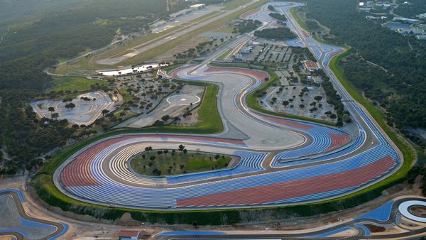 Vue aérienne du circuit Paul Ricard, Le Castellet