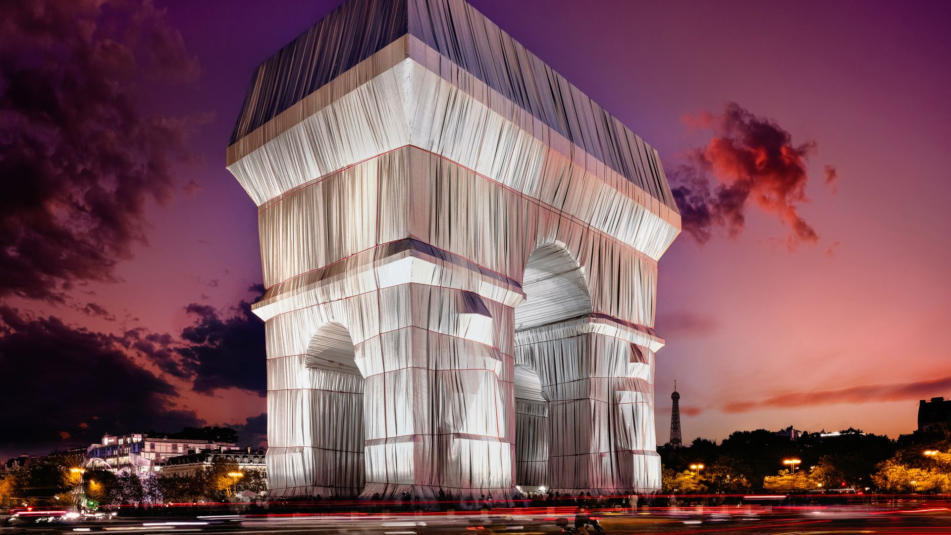 \'L\'Arc de Triomphe, Wrapped,\' an art installation by Christo and Jeanne-Claude on September 24, 2021, in Paris, France