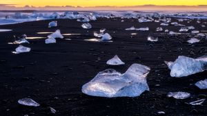 Plage de Diamant, Islande (© Rachid Dahnoun/Tandem Stills + Motion)(Bing France)