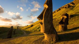 Moai statue quarry, Rano Raraku, Easter Island, Chile (© Gavin Hellier/Alamy)(Bing United States)