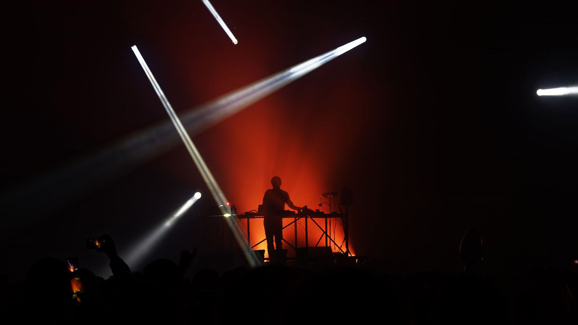 Rone (Erwan Castex) sur la scène du Printemps de Bourges, le 25 avril 2018