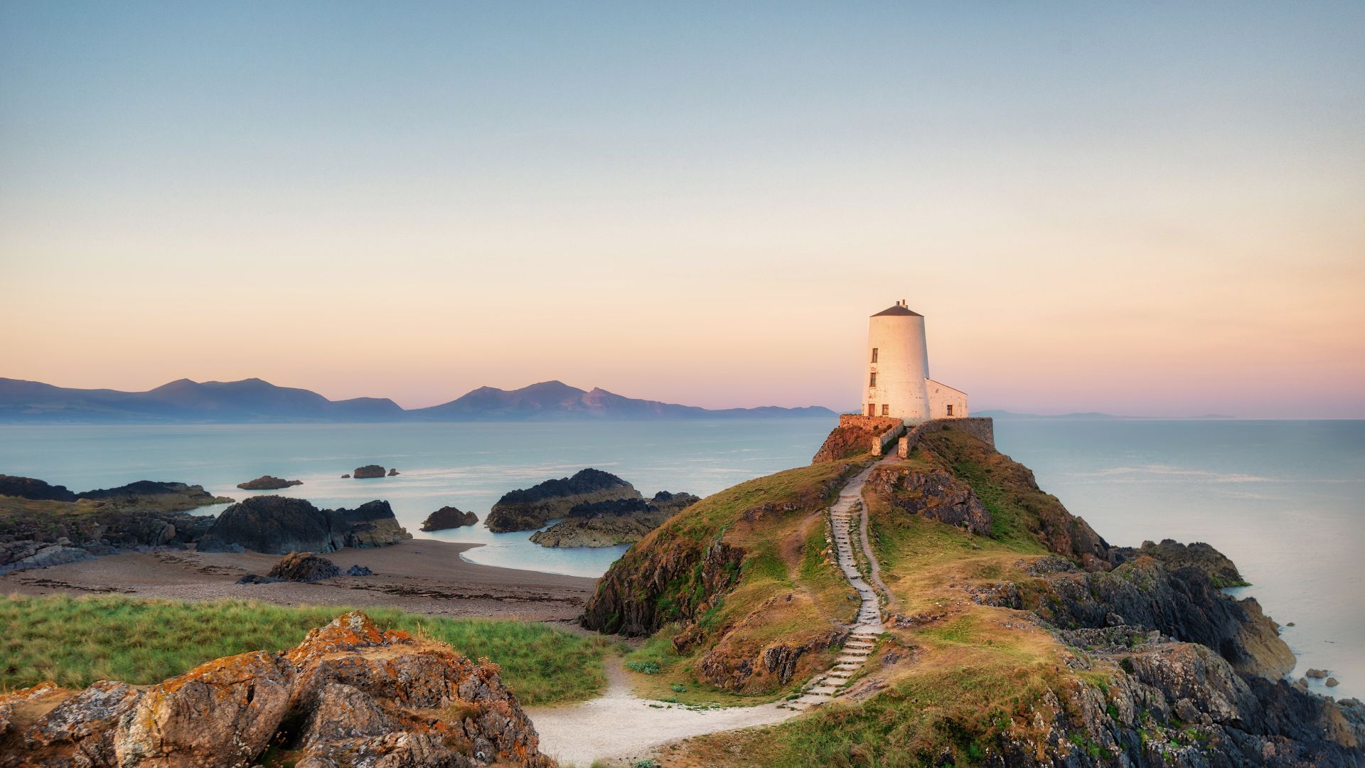 Tŵr Mawr Lighthouse, Ynys Llanddwyn, Anglesey, Wales