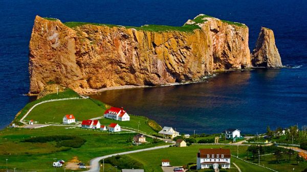 Percé Rock on Gaspé Peninsula, Quebec, Canada