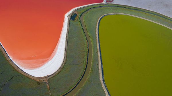 Salt evaporation ponds in San Francisco Bay, California, USA