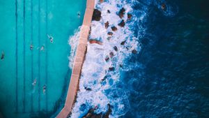 Bird\'s-eye view of Bronte Baths ocean pool outside Sydney, Australia (© Shay Cooper/Media Drum World/Cavan Images)(Bing United States)