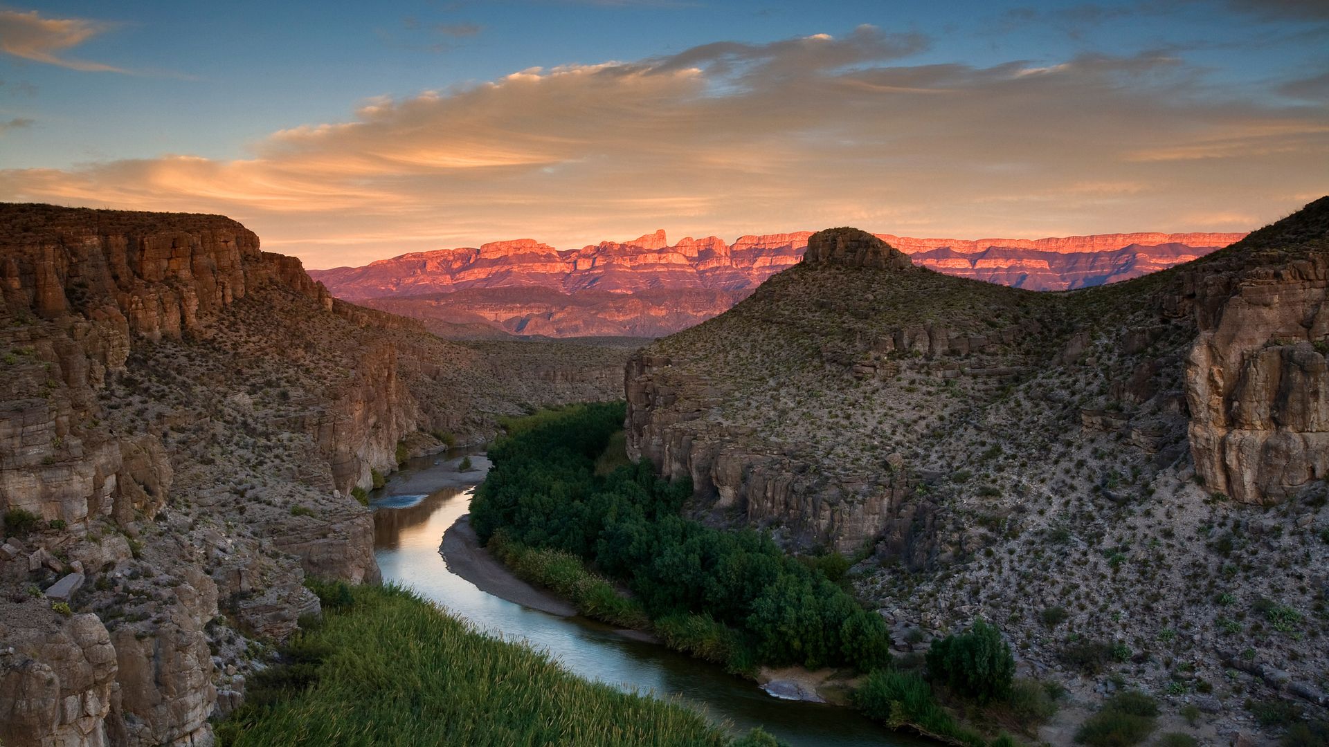 View of the Rio Grande River in Big Bend National Park, Texas, USA