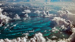 Cumulus clouds over the Caribbean (© F. M. Kearney/plainpicture)(Bing Australia)