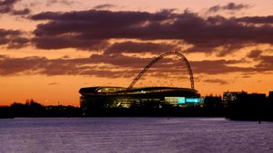 Wembley Stadium at sunset, London (© Charles Bowman/Alamy)(Bing United Kingdom)