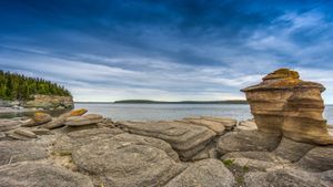 Mingan Archipelago National Park Reserve, Quebec, Canada (© Instants/E+/Getty Images)(Bing Canada)