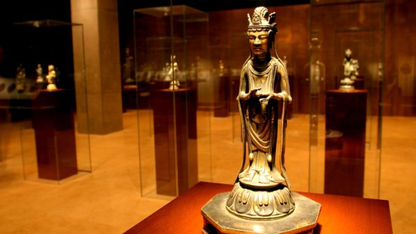 ｢観音菩薩立像｣東京国立博物館