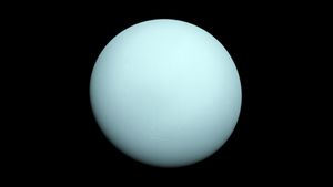 Uranus depuis le vaisseau spatial Voyager 2 en 1986 (© NASA)(Bing France)