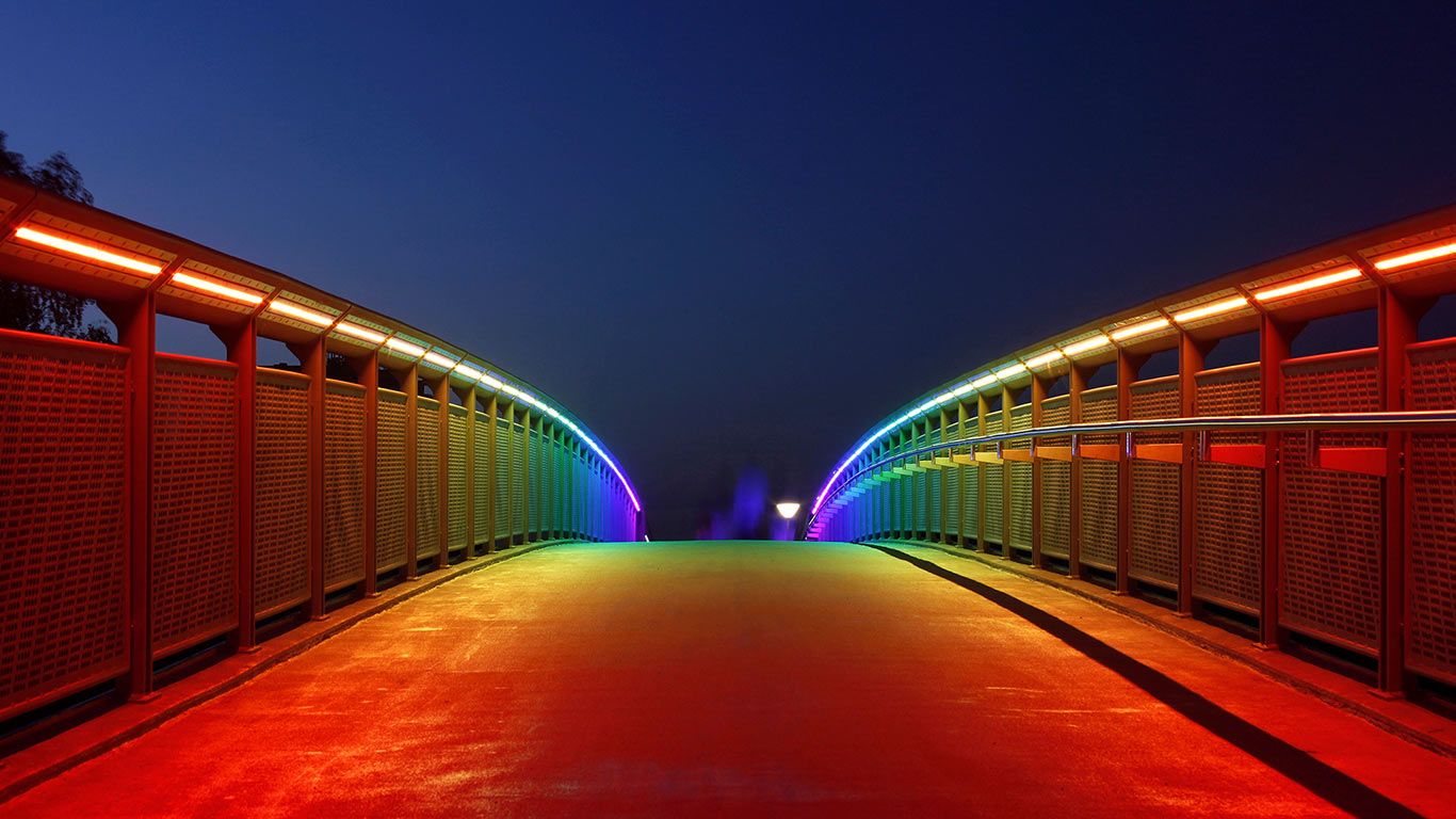 Regenbogenbrücke über die B1, Dortmund, Nordrhein-Westfalen, Deutschland