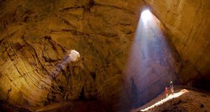Majlis al Jinn, one of the world's largest cave chambers, Oman (© Mark Daffey/Lonely Planet) &copy; (Bing United States)