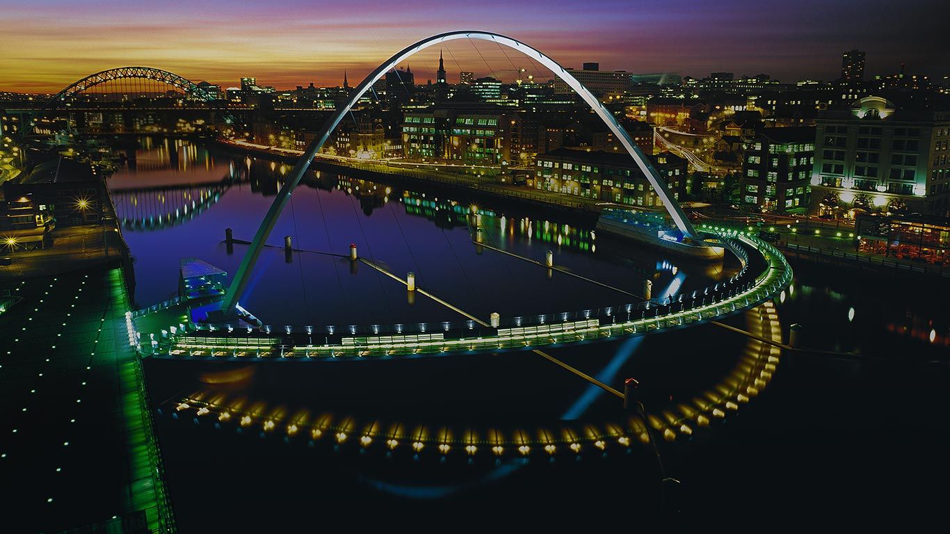 Gateshead Millennium Bridge in Newcastle upon Tyne, England