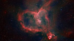 The Heart Nebula (© Matthew Russell/Visuals Unlimited, Inc.)(Bing Australia)