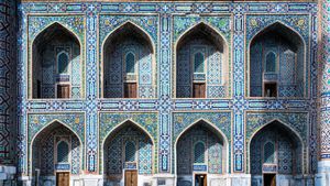 Mosaic façade in Registan Square, Samarkand, Uzbekistan (© da-kuk/Getty Images)(Bing New Zealand)