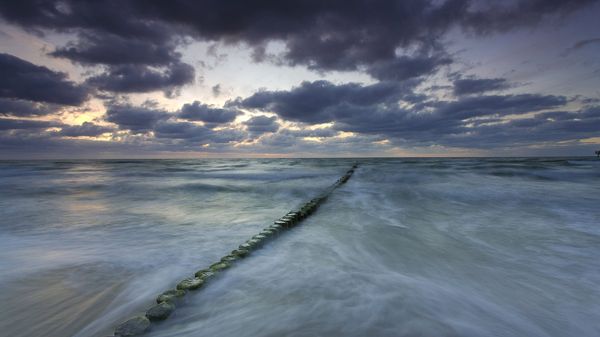 ｢バルト海に伸びる防波堤｣ドイツ, メクレンブルク＝フォアポンメルン州