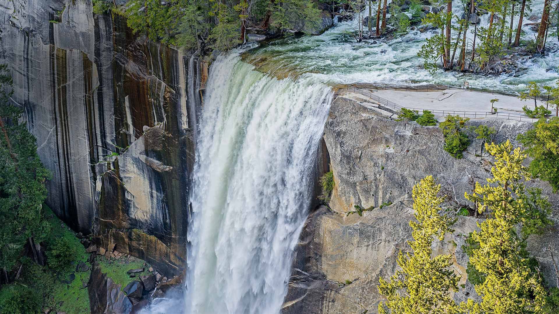 Vernal Fall in Yosemite National Park, California, USA