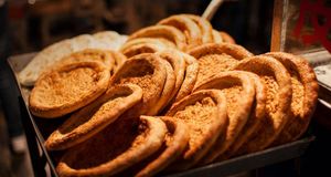 新疆馕饼 (© wulingyun/Flickr/Getty Images)(Bing China)