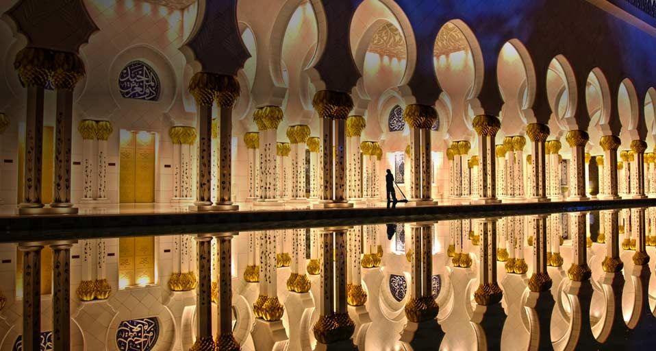 Sheikh Zayed Grand Mosque in Abu Dhabi, United Arab Emirates