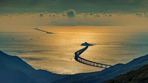 Hong Kong-Zhuhai-Macau Bridge, China (© Evocation Images/Shutterstock)(Bing United States)