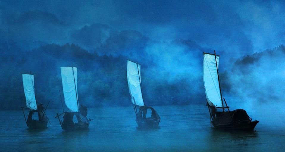FishingBoatsFoggy