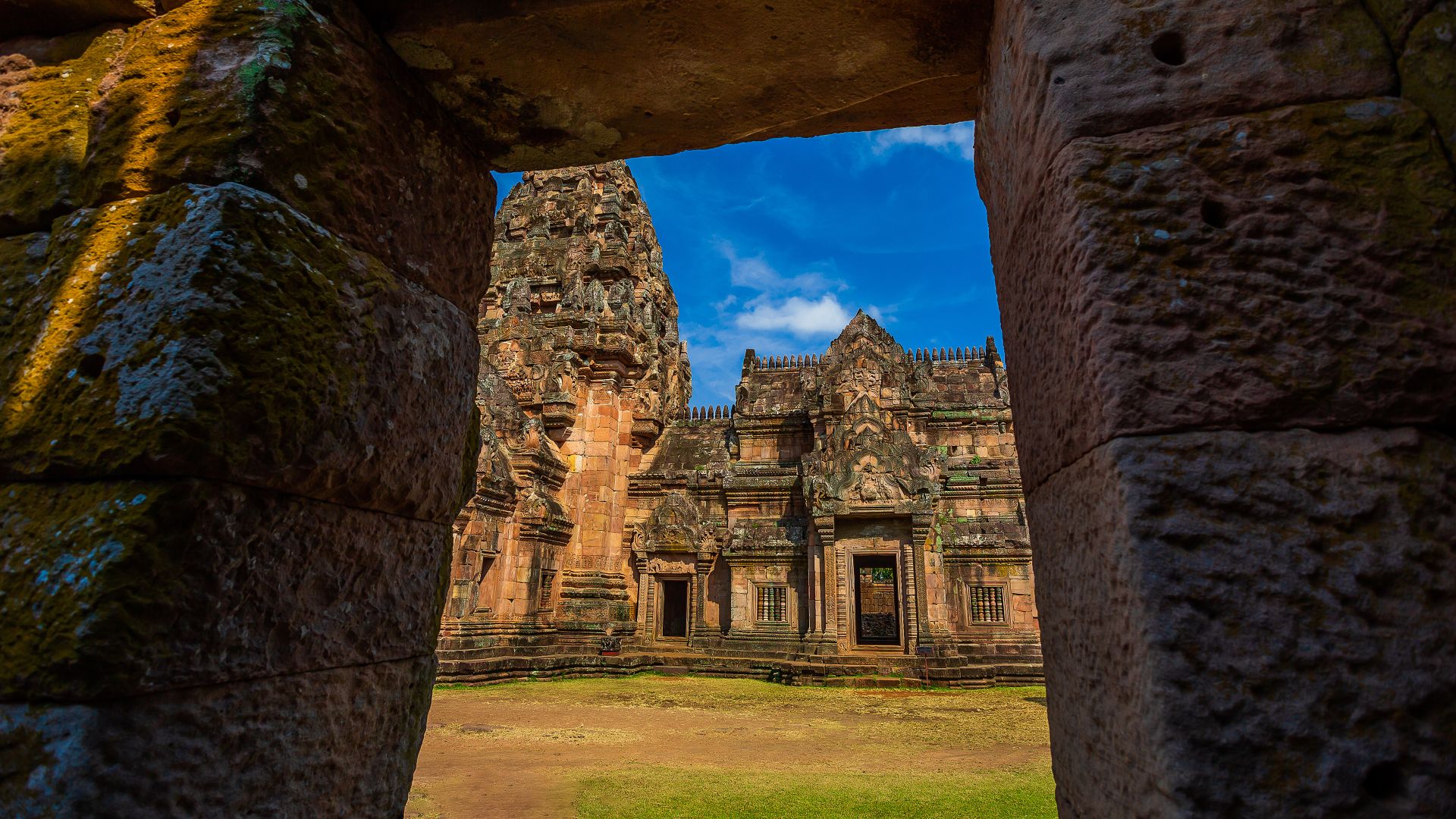 Prasat Phanom Rung temple ruins, Buriram province, Thailand