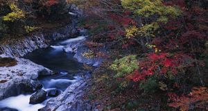 ｢中津川渓谷の紅葉｣福島, 裏磐梯 -- JTB Photo/Photolibrary &copy; (Bing Japan)