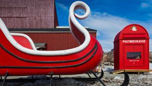 Santa\'s giant sleigh and mailbox, Ilulissat, Greenland (© Walter Bibikow/Jon Arnold Images Ltd/Alamy)(Bing United States)