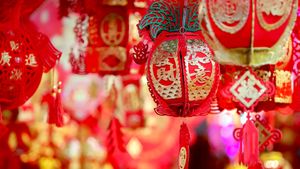 春節の赤い提灯, 中国 (© Gins Wang/Getty Images)(Bing Japan)