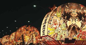｢弘前ねぷた祭り｣青森, 弘前 -- Japan Travel Bureau/Photolibrary &copy; (Bing Japan)
